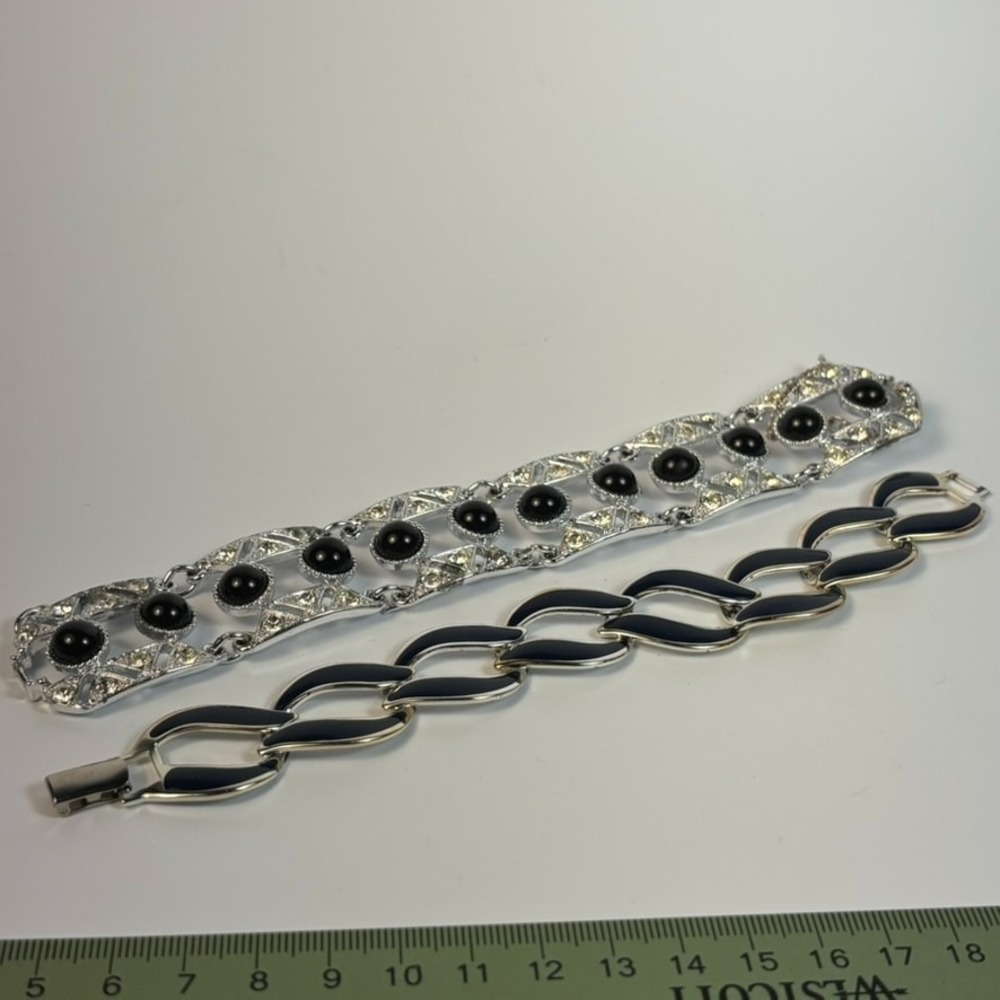 Vintage Bracelet Bundle Silver Tone Black Napier Sarah Coventry Signed - Picture 12 of 14